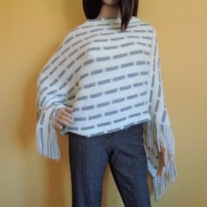 Contempo acrylic poncho One Size
